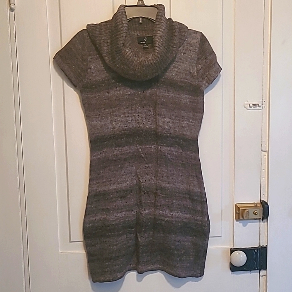 Ronni Nicole Long Petite Sweater
